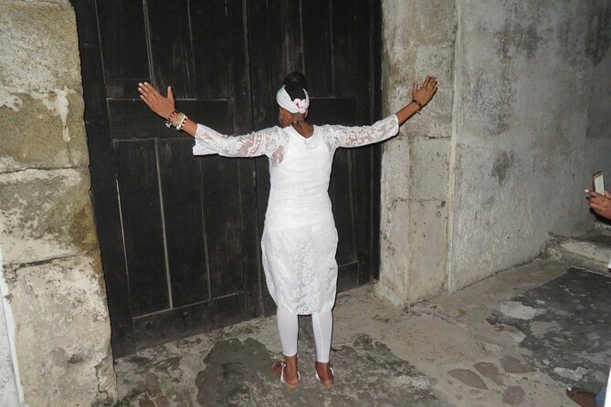 10 Day Ghana Adventure and Culture Tour - Manhyia Palace, Kumasi, and Lake Bosumtwi