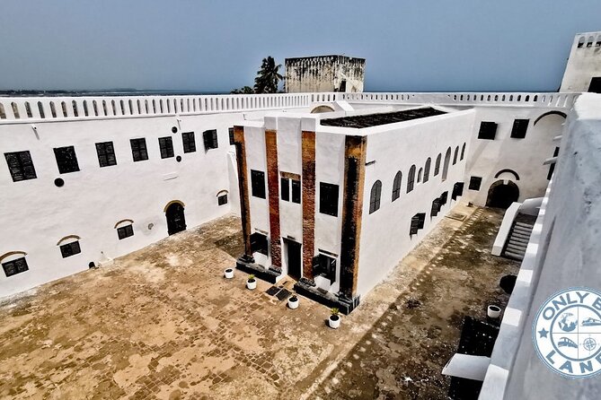 4 Days Trip in Accra, Cape Coast,Kumasi culture & heritage tours - The guide, vehicle, and pace