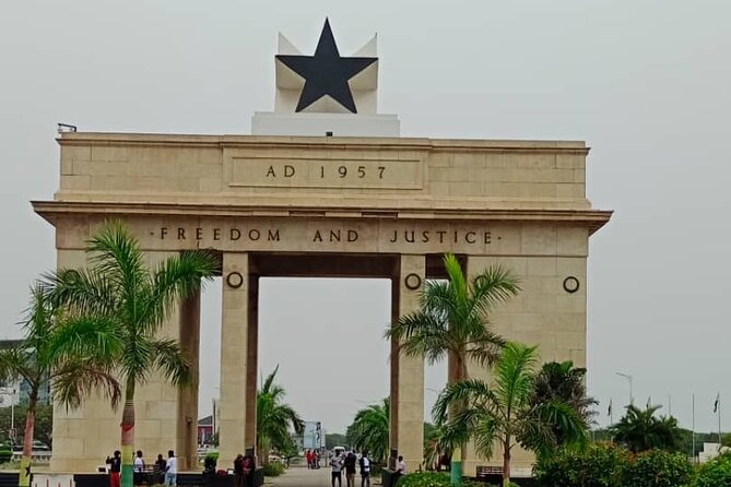 7-Day Private Cultural and Heritage Tour in Ghana - Aburi, beads, and the Volta River
