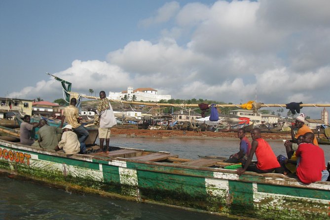 A Taste of West Africa - Ghana Togo & Benin - Day 5: Crossing into Togo through markets and sacred places