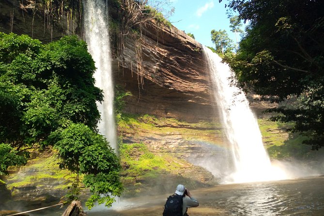 A Tour to Boti Falls - Hiking through the forest to Umbrella Rock