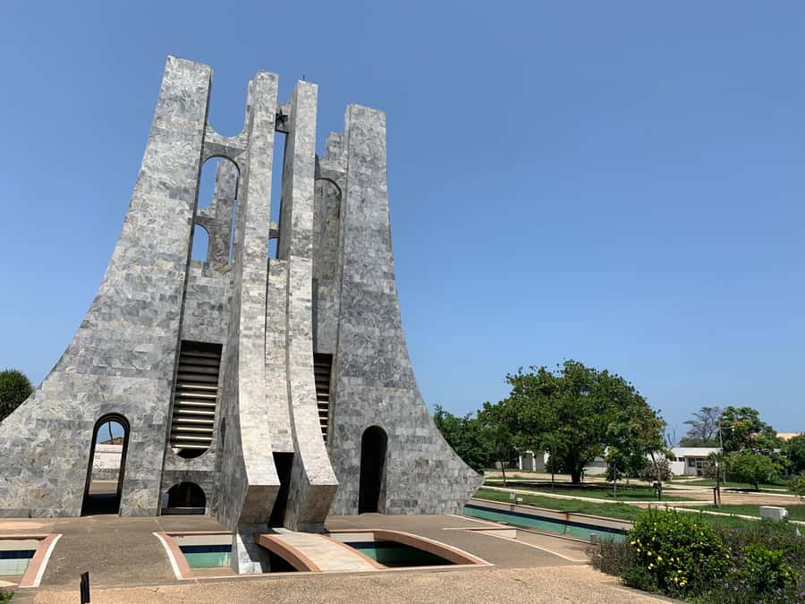Accra: City Highlights Half-day Guided Tour with Transfers - Should you book this Accra city tour?