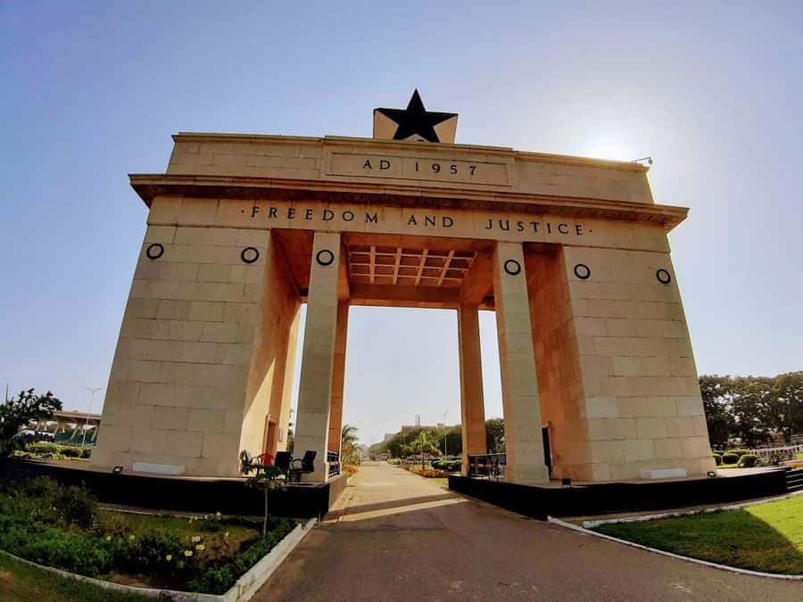 Accra: City Highlights Half-day Guided Tour with Transfers - Booking, cancellation, and final advice