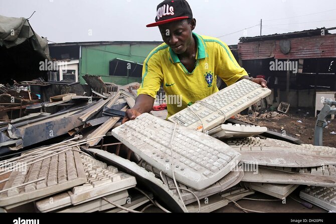 Accra E-waste and Recycling experience in Agbogbloshie - Is $80 good value?