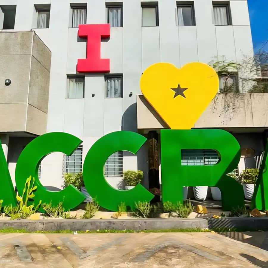 ACCRA GUIDED CITY TOUR, GHANA - James Town Lighthouse and the old coastal settlement