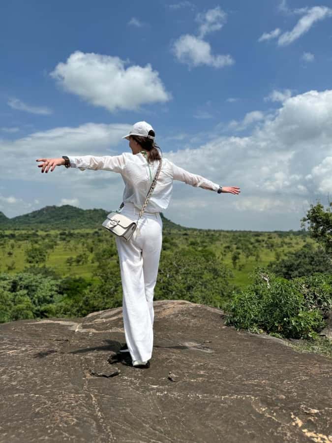 Accra: Shai Hills and Volta River Cruise Day Trip with Lunch - Rock climbing among the reserve’s stone formations