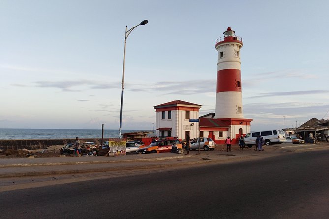 Accra Slave Castle and City Private Tour with Pick up - Independence Square and the Black Star