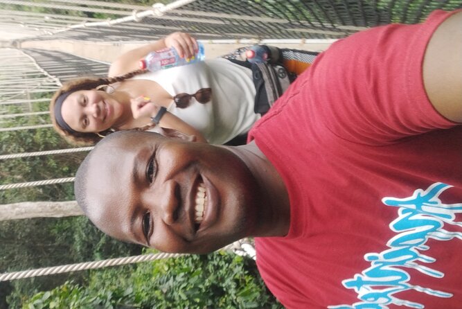 Assin Manso Slaves River and Cape Coast Castle Tour - What the private format changes