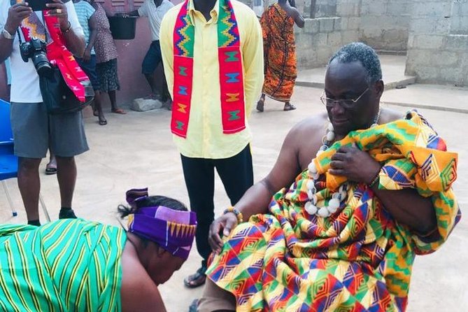 Bonwire Namimg Ceremony and Kente Tourist Center - From Kumasi to Bonwire in a private vehicle