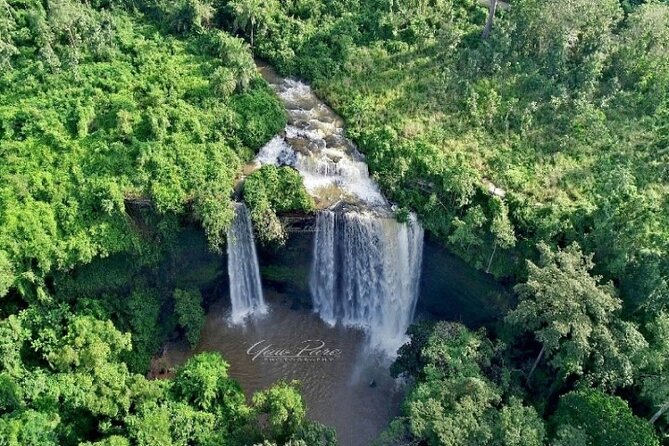 Boti Falls, Umbrella Rock, Aburi Gardens & Cocoa Farm Day Tour - Boti Falls and the two streams of River Pawnpawn