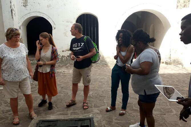 Cape Coast ,Elmina Castle and Kakum Full-Day Tour - The ocean lunch provides needed breathing room