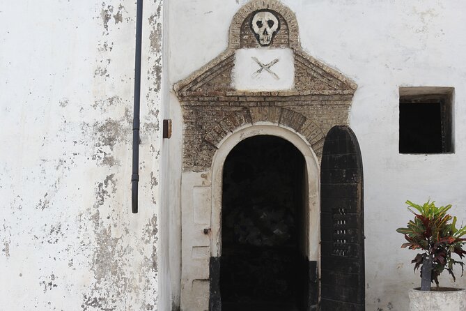 Day Tour to Kakum National Park, Cape Coast and Elmina Castles - Timing, fitness and practical value