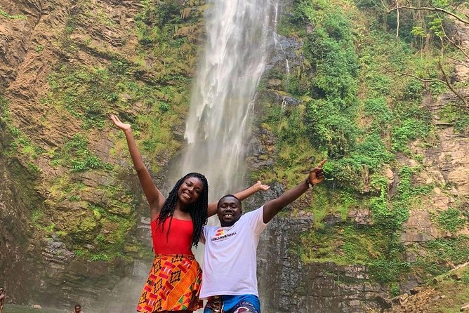 Discover Ghana - Wli Waterfalls, Mountain Afadjato, Monkey Sanctuary & Akosombo. - The guides and the human side of the trip
