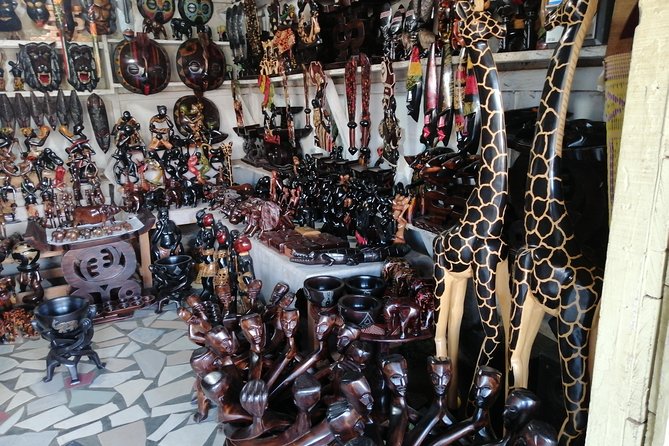 Discover kumasi Tours - Who should book this experience