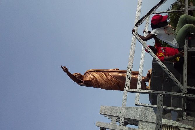 Experience the Beauty, History and the Culture Of Accra in a Day - Why this private Accra tour works well on a first day