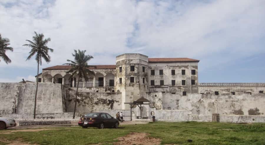 From Accra: Cape Coast Slave Dungeons Heritage Tour & Lunch - Kakum National Park and the 30-meter canopy walkway
