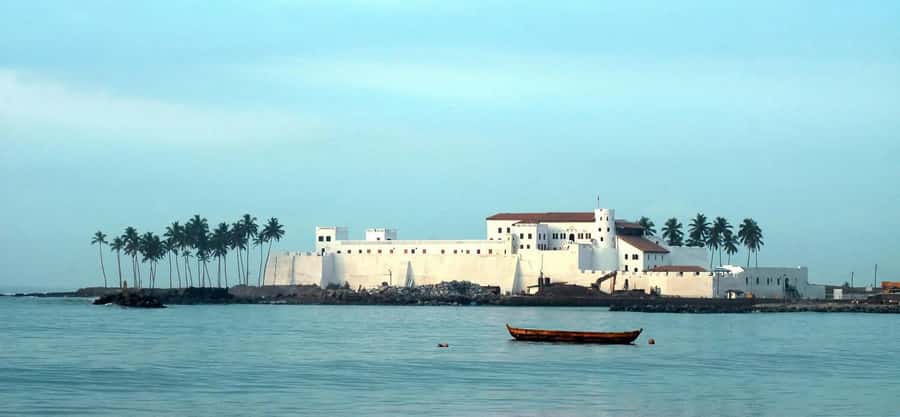 From Accra: Cape Coast Slave Dungeons Heritage Tour & Lunch - The early road from Accra to Ghana’s Central Region