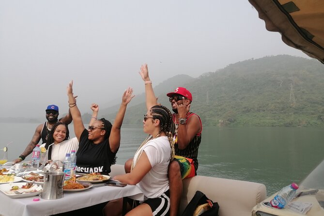 Full-Day Accra Safari and Boat Cruise Private Tour - Akosombo and Lake Volta by private boat