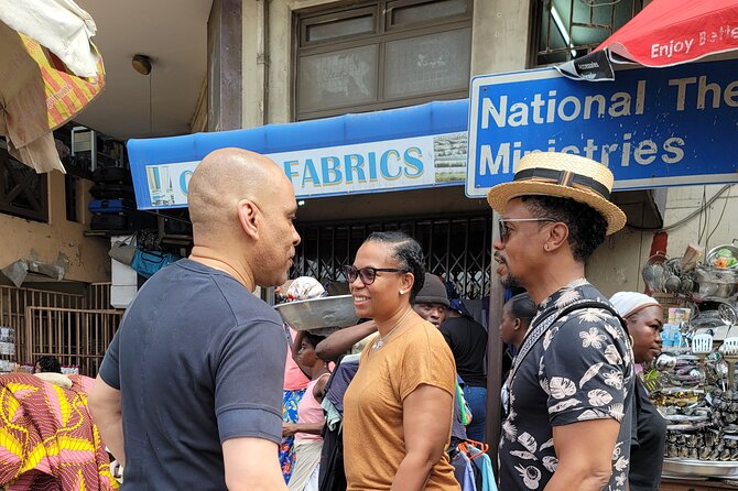 Half-Day Guided Fabric Tour in Ghana - Starting with two hours at Makola Market