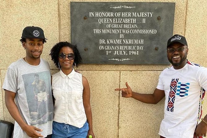 Know Ghana in 4 hrs - Accra City Tour - Centre for National Culture and Makola shopping