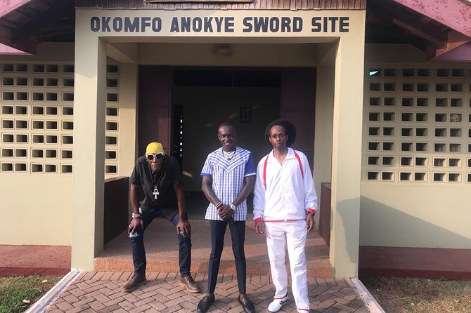 Kumasi City Tour - Bonwire Kente and Ntonso Adinkra traditions