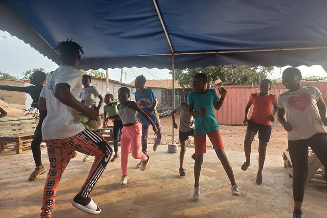 Local Ghanaian Cooking Class in Accra to help support wellness community center - How much time should you allow?