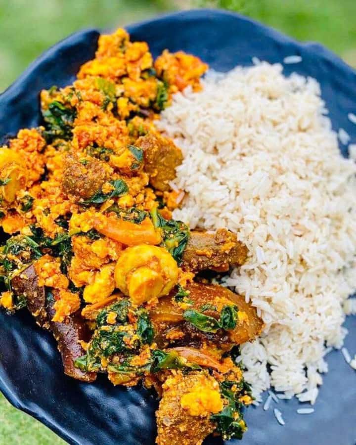 Local Ghanaian Food Tasting Tour - Makola Market and the food of everyday Accra