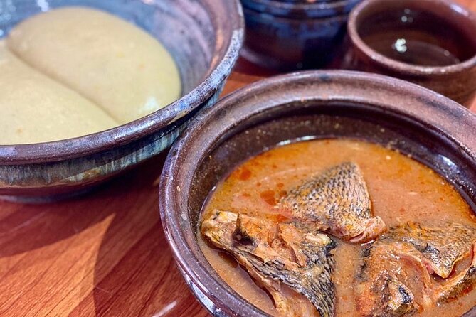 Local Ghanaian Food Tasting Tours - Tasting Ghanaian dishes, from jollof rice to tilapia