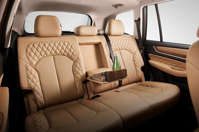 Private Airport Transfer to from ACC Kotoka by Business Car - Hotel pickup: useful when bags are packed