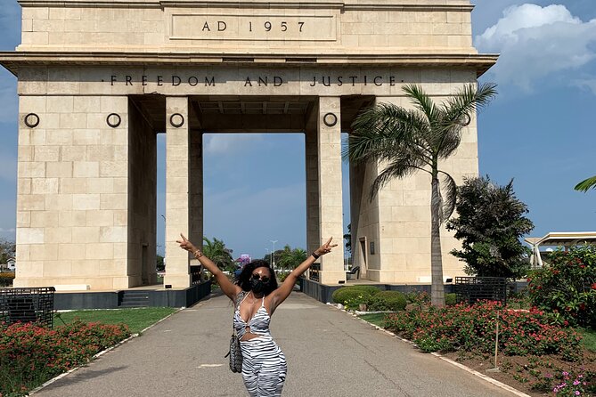 Private City Tour in Accra with Hotel Pickup and Lunch - The drumming lesson brings the culture to life