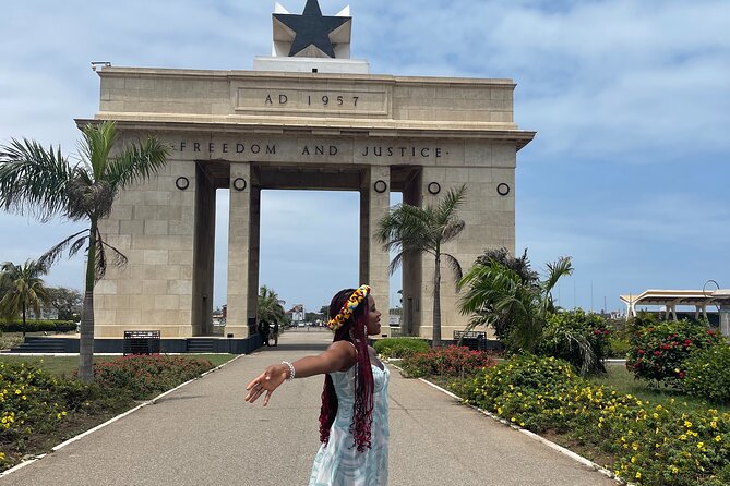 Private City Tour in Accra with Hotel Pickup and Lunch - Osu Castle and a difficult chapter of Ghana’s past
