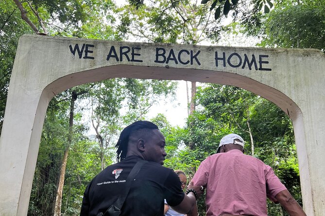 Private Sightseeing Tour in Ghana - One long day from Accra to Ghana’s Cape Coast