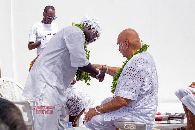 Traditional Naming Ceremony and Boat Cruise Experience - Guides, group size, and the feel of the experience