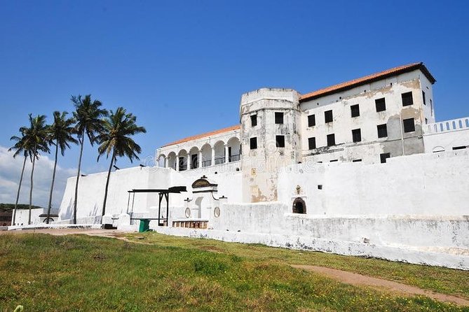 Trails of the transatlantic slave trade in Ghana - Day 5: Nzulezo’s lake setting and Fort Appollonia